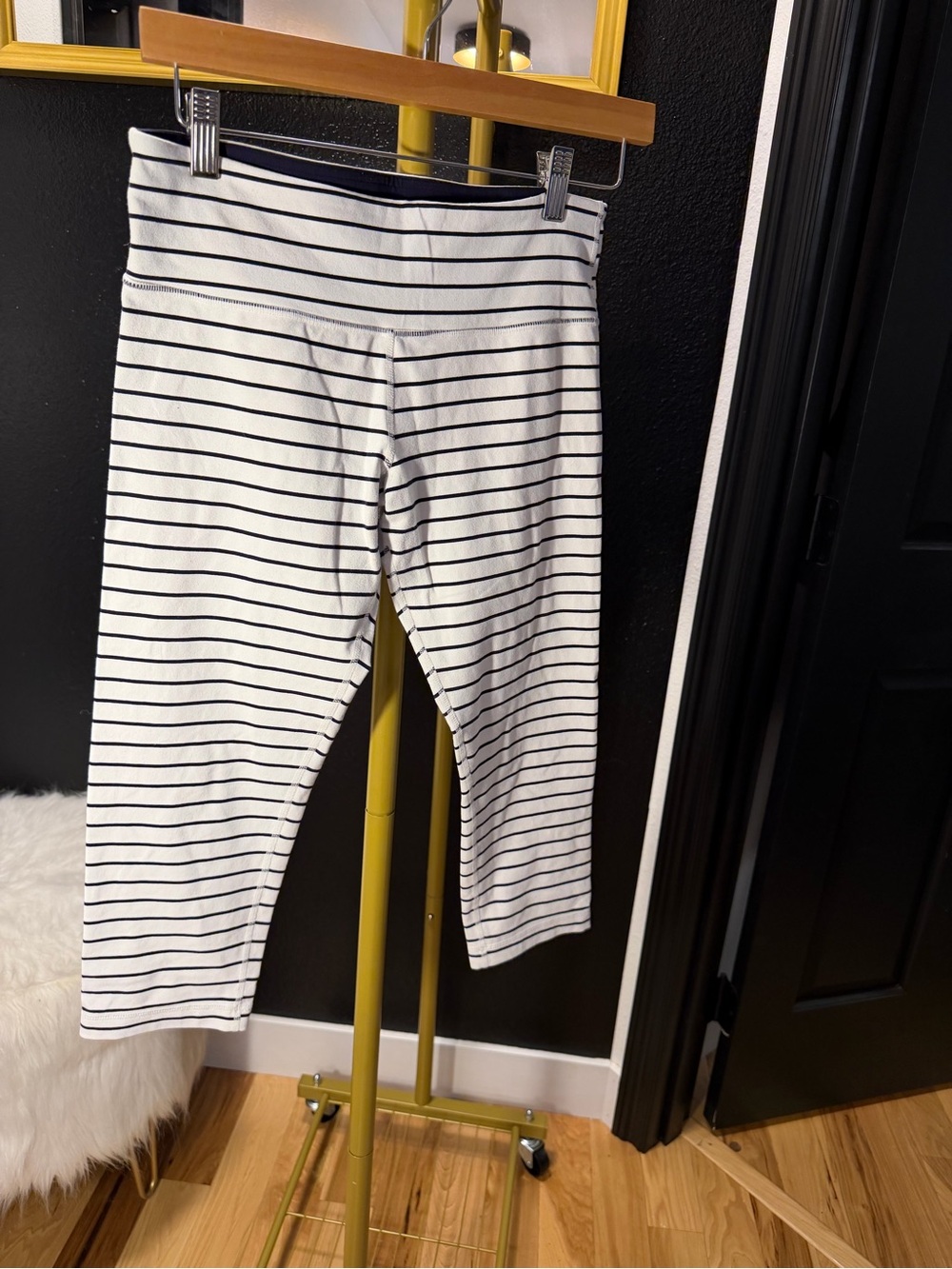 Lululemon White and Navy Striped Leggings size 8
